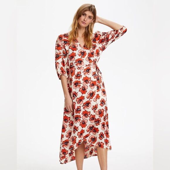 🇩🇰NWT Soaked in Luxury Isabeth Satin Wrap Dress with slip - Picture 4 of 15